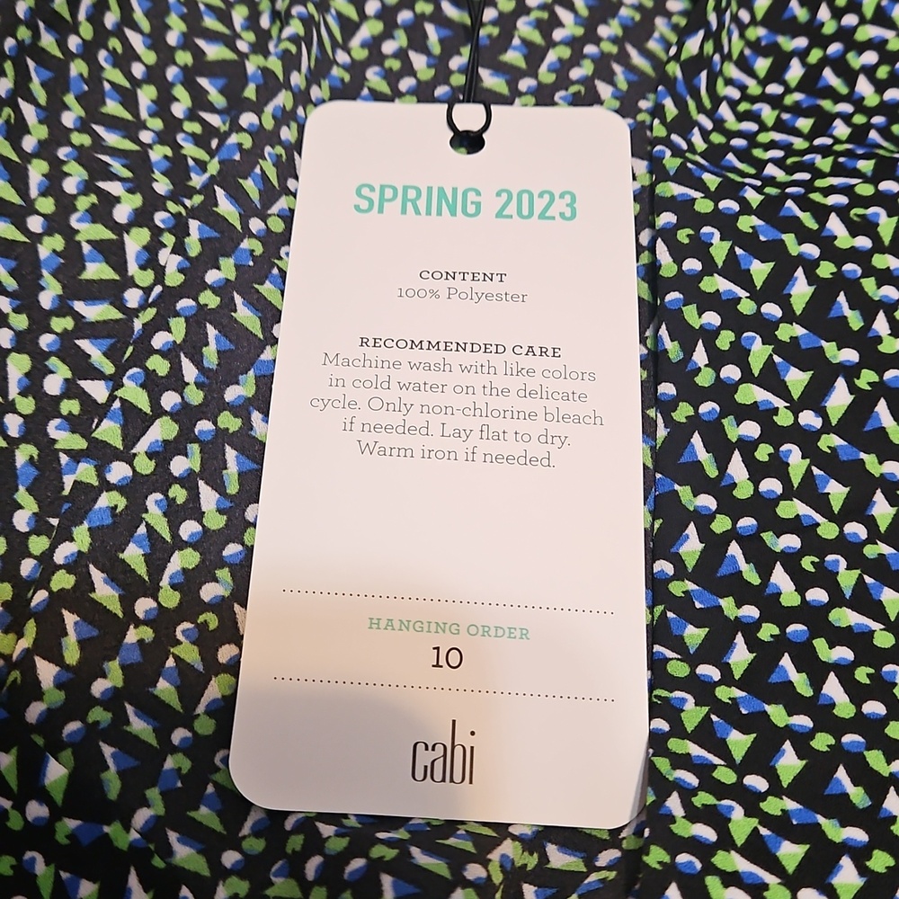 Cabi #6307 Replay V-Neck Collared Top-NWT - Picture 10 of 10